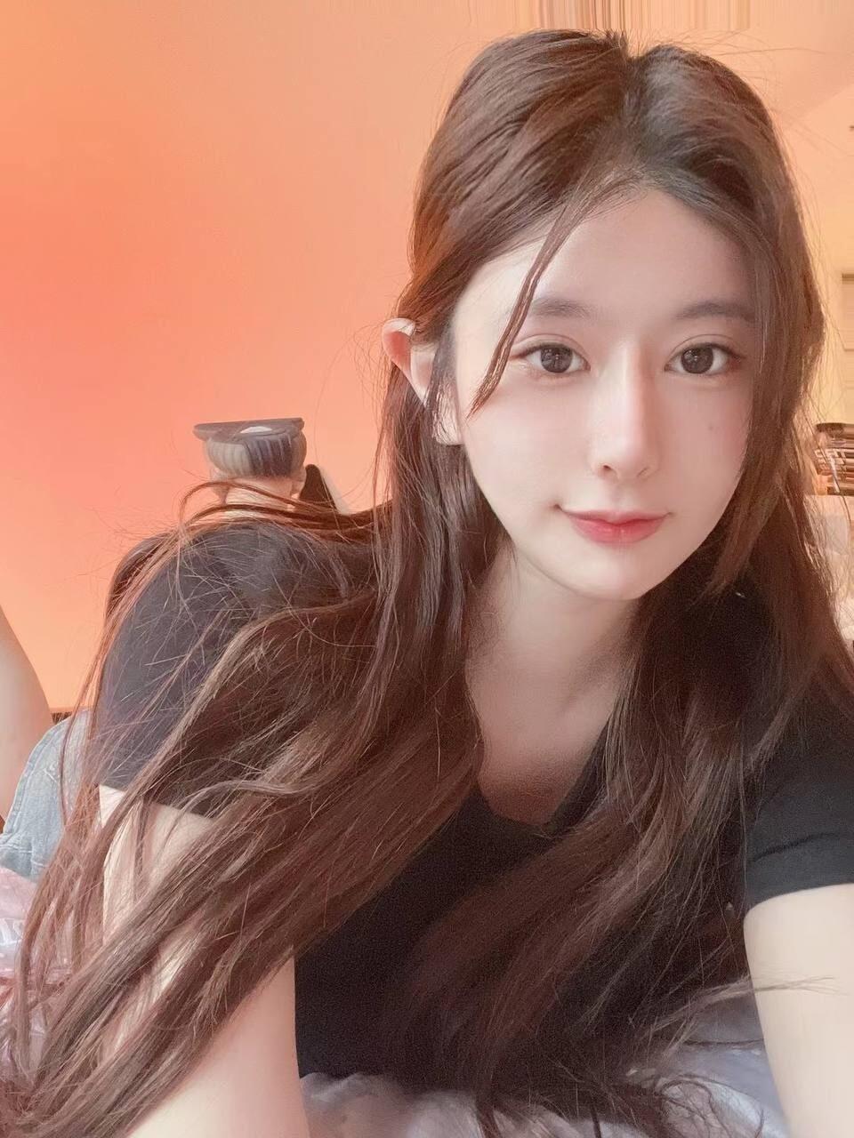 清純 可愛 幼齒 不怎麼會做 哥哥可以帶领她玩喔 清純美少女宅男殺手 床上淫蕩又迷人 下面超級緊實！極品粉嫩美鮑 可吸可舔可喝淫  月底6折優惠中   
