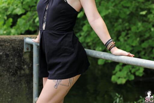 Beautiful Suicide GIrl Kyralynne Off The Dock 07 HD High quality lossless retina image