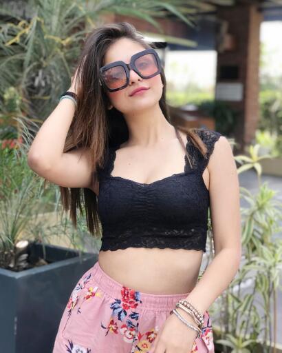 Saanya Khaterr (17)