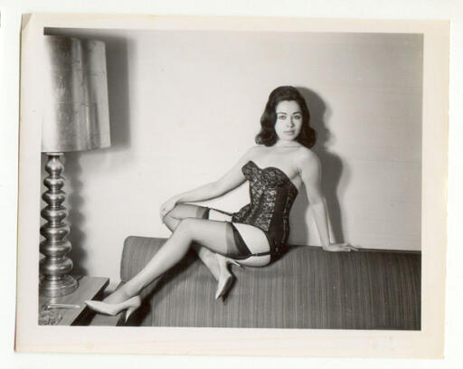 Vintage Sexy Women in Corsets and Stockings superunitedkingdom (53)
