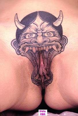 Closeup of Tatooed Loose Pussy ® By porn csh