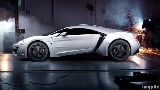 Lykan Hypersport White Color Side View
