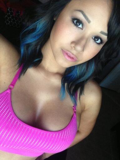 Beautiful iPhone Selfie Girl ojdoihas (53) Curvy body and mesmerizing face HQ image