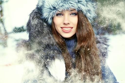Girl smile winter lg4s2