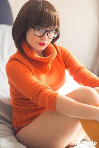 Velma from Scooby doo Cosplay (1)