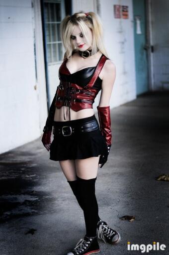 Alexa Karii Harley Quinn 1