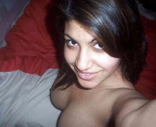 Sweet Girl iPhone Selfie New-Delhi-college-girl-topless-selfie-1 Samsung Computer Desktop Wallpaper