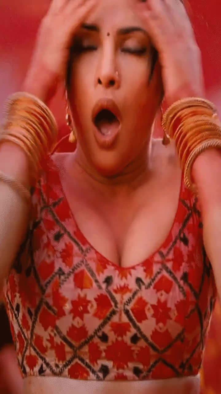 Priyanka chopra blouse
