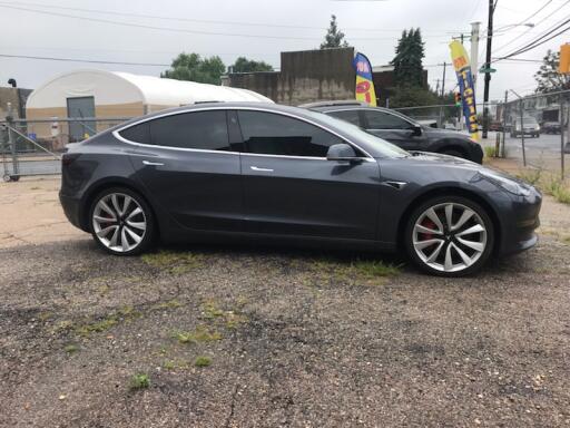 2018 Tesla 3 18% CXP tint (side)