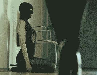 tumblr n0paj6TMgk1rhup7qo1 400