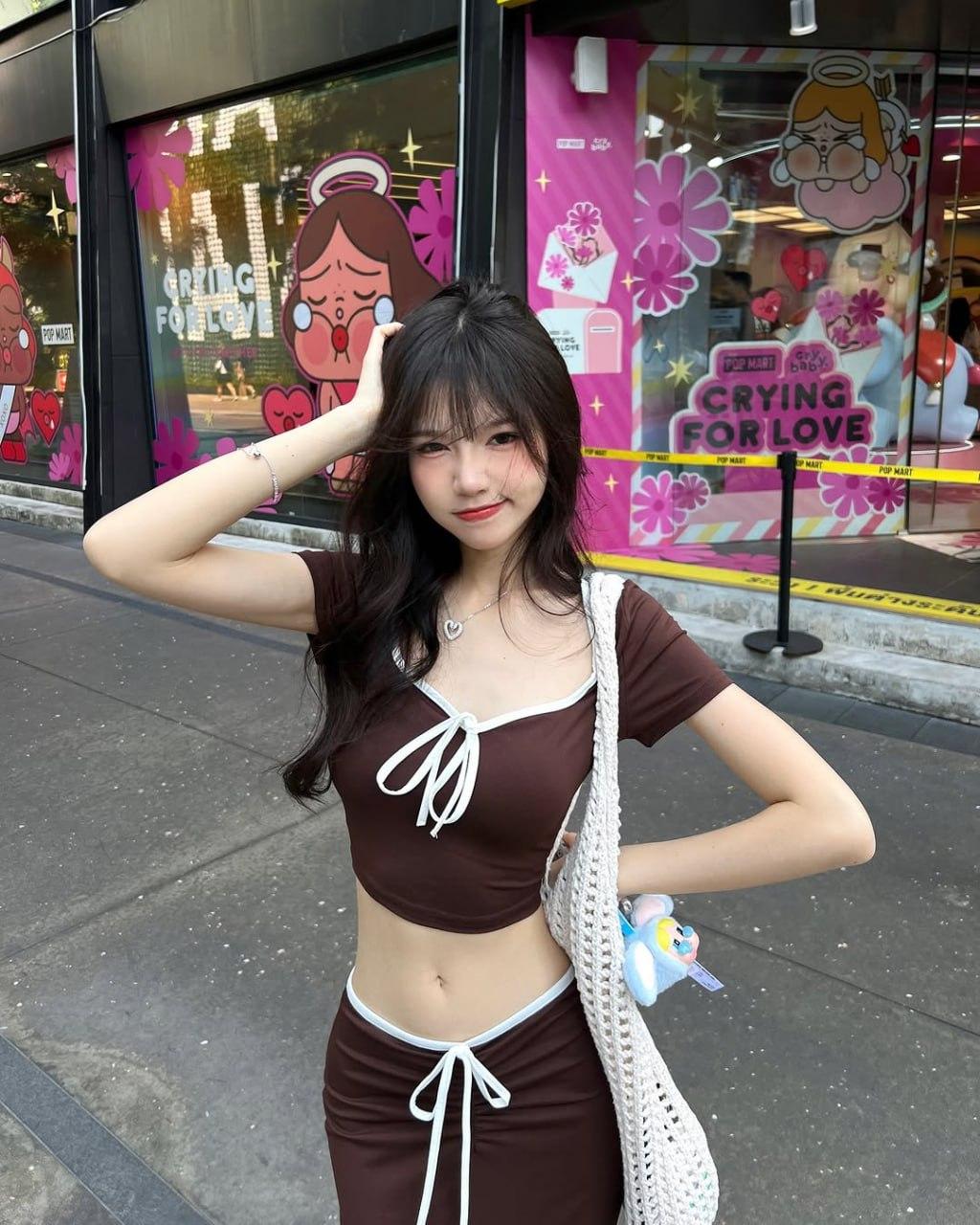 精緻高冷氣質妹子形象