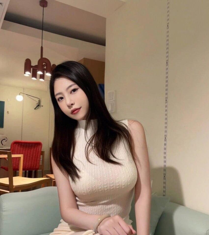 性感小野貓 顏質超高輕熟女上架了 雙峰手感超好搓柔好柔軟,小穴鮑緊致