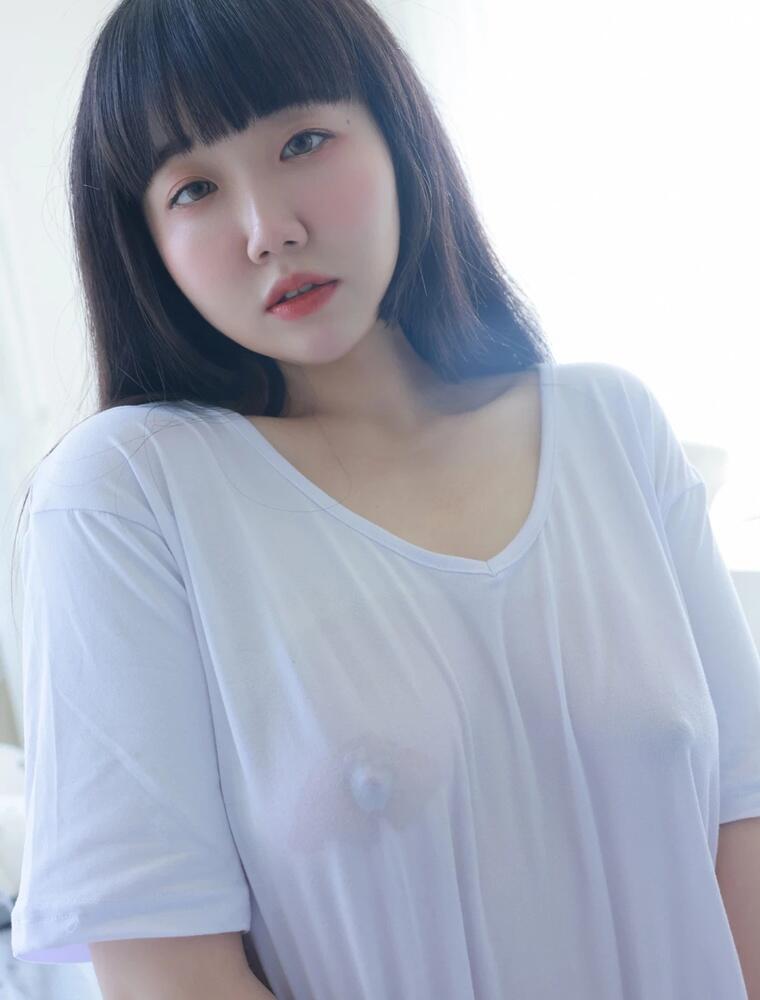 與好友妹妹的課後性教學_本土情色貼圖