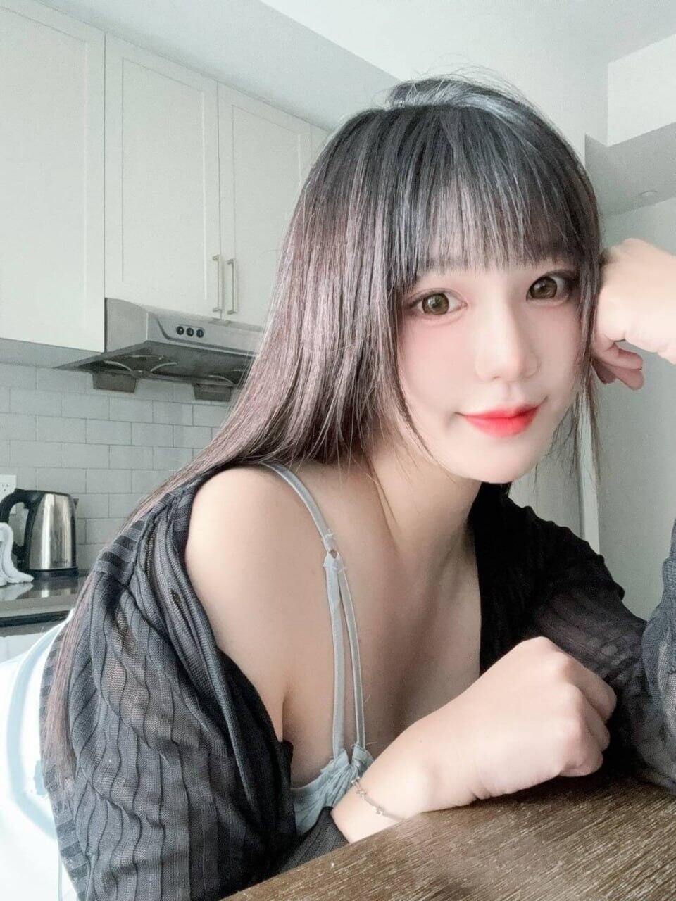 嬌娥多姿 身材性感 配合度好 很有女友fu 高挑性感俏皮 活潑開朗樂觀 緊實小穴等你開發