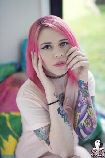 Beautiful Suicide Girl Elixia Sweet Disposition (7) High resolution lossless retina image