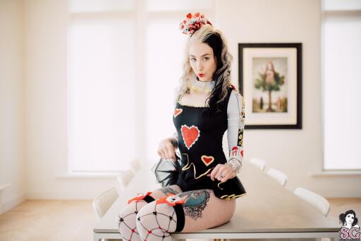 Beautiful Stunning Suicide Girl Channy Queen of Hearts 08 HD high resolution HQ lossless iPhone Goog