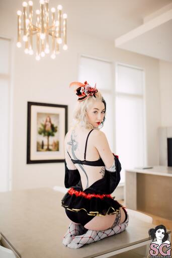 Beautiful Stunning Suicide Girl Channy Queen of Hearts 11 HD high resolution HQ lossless iPhone Goog