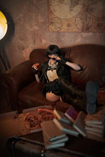 Devil may cry Lady cosplay (4)