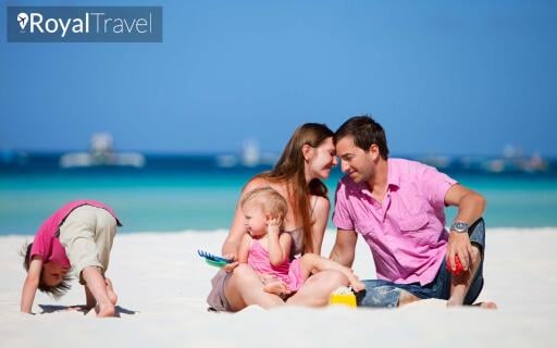One of the Best Travel Agents Near Me for family Trip - Royal Travel