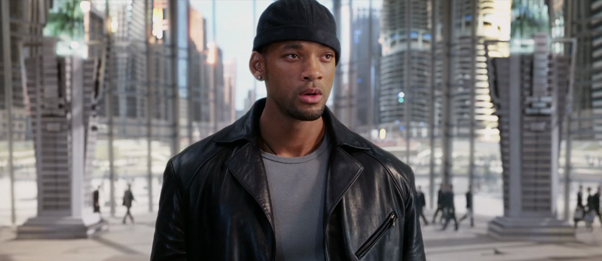 Я робот blu-ray. Уилл смит 2004. Я робот 2 дата. Я робот санни. Уилл смит.