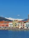 Imperia porto Oneglia e neve sui monti