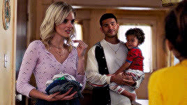 SWSMILFS02 008