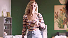 SWSMILFS02 068