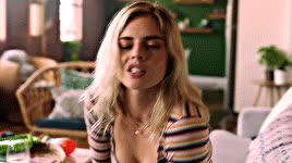 SWSMILFS02 081