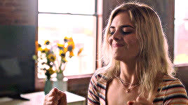 SWSMILFS02 084