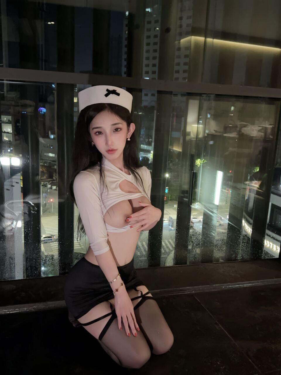 氣質熟女 姐姐類型 溫柔細心 態度好 重點會穿着打扮 展現個人氣質 身材纖細 配合度高 可無套吹 舌吻 #無套 口爆