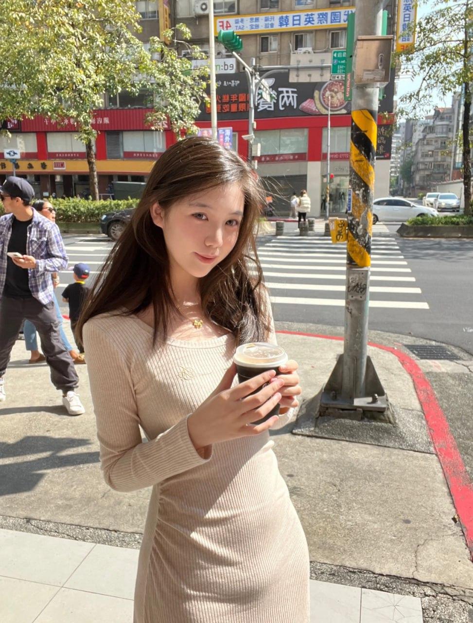 高雄清純大學生