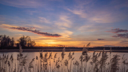 lake sunset sky poland spring p6 3840x2160