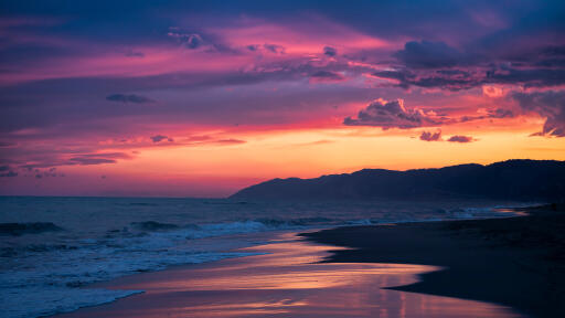 coast sunrises sky catalonia 91 3840x2160