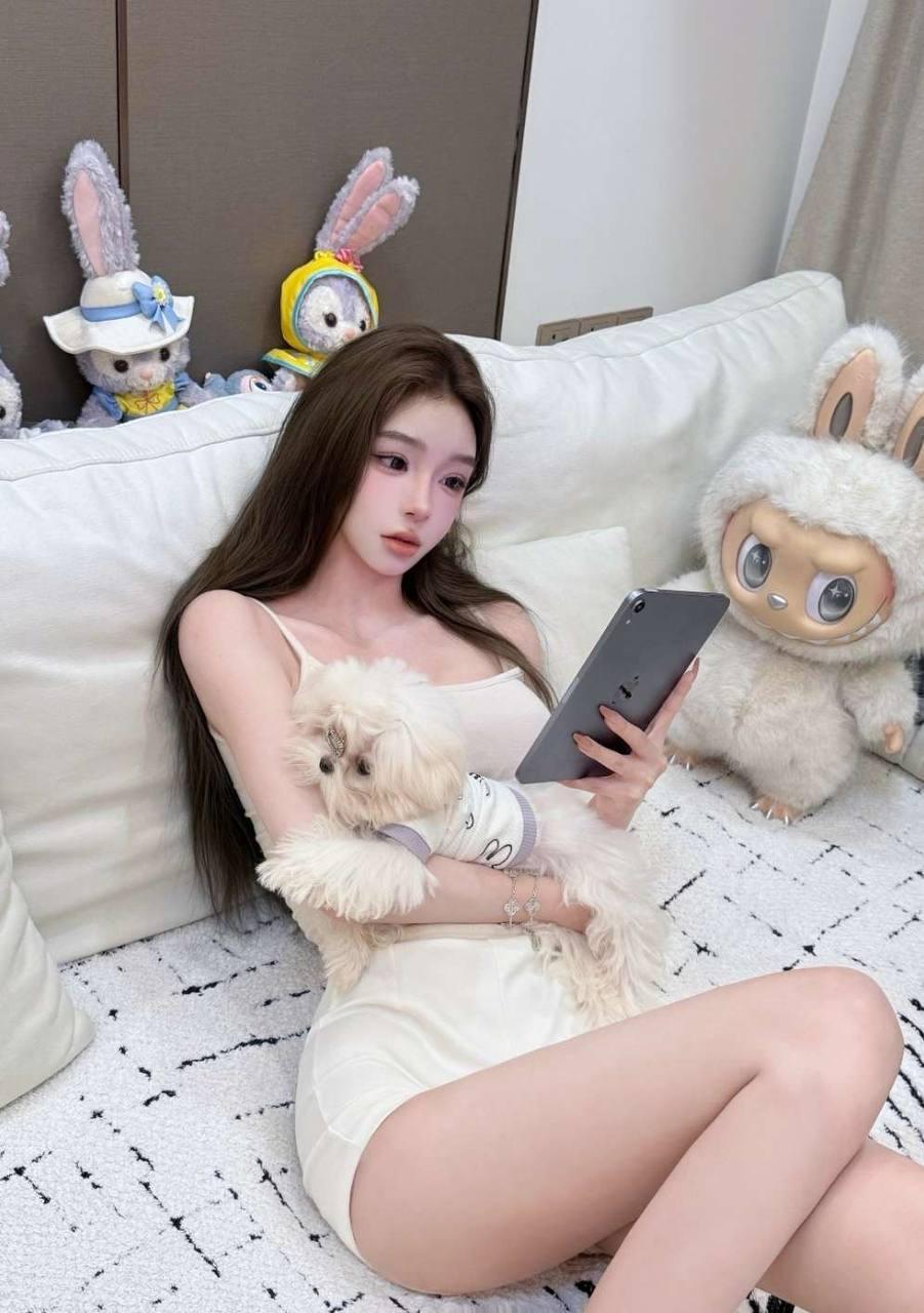 台北極品學生妹美腿示意