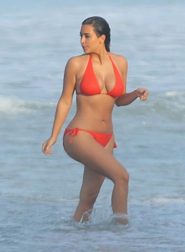 Kim Kardashian 290