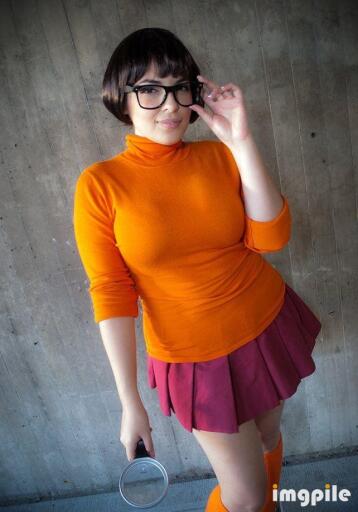 Velma Sexy Scooby Doo Cosplay