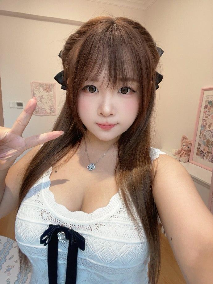 高雄左營外送茶妹大尺度照