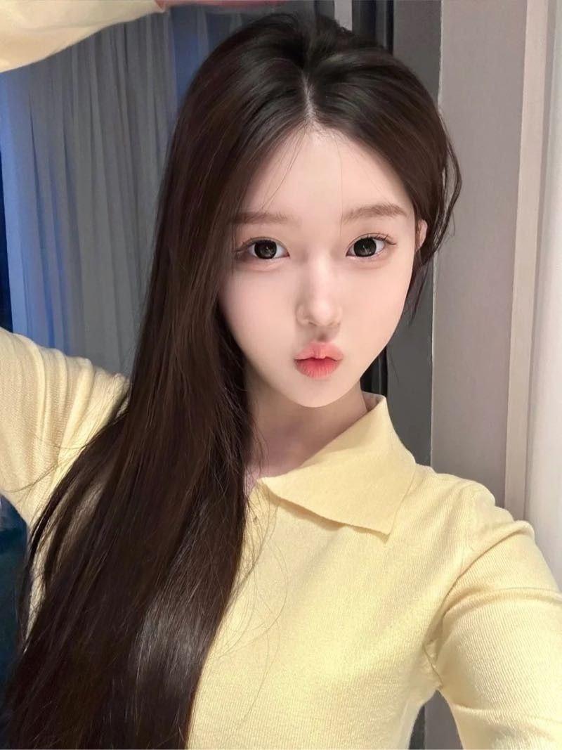 鳳山白皙長腿正妹示意圖