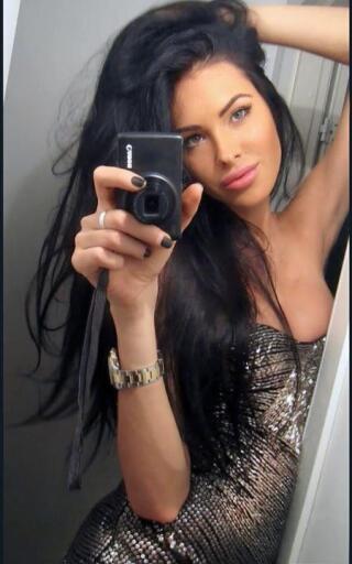 Beautiful iPhone Selfie Girl ojdoihas (44) Curvy body and mesmerizing face HQ image