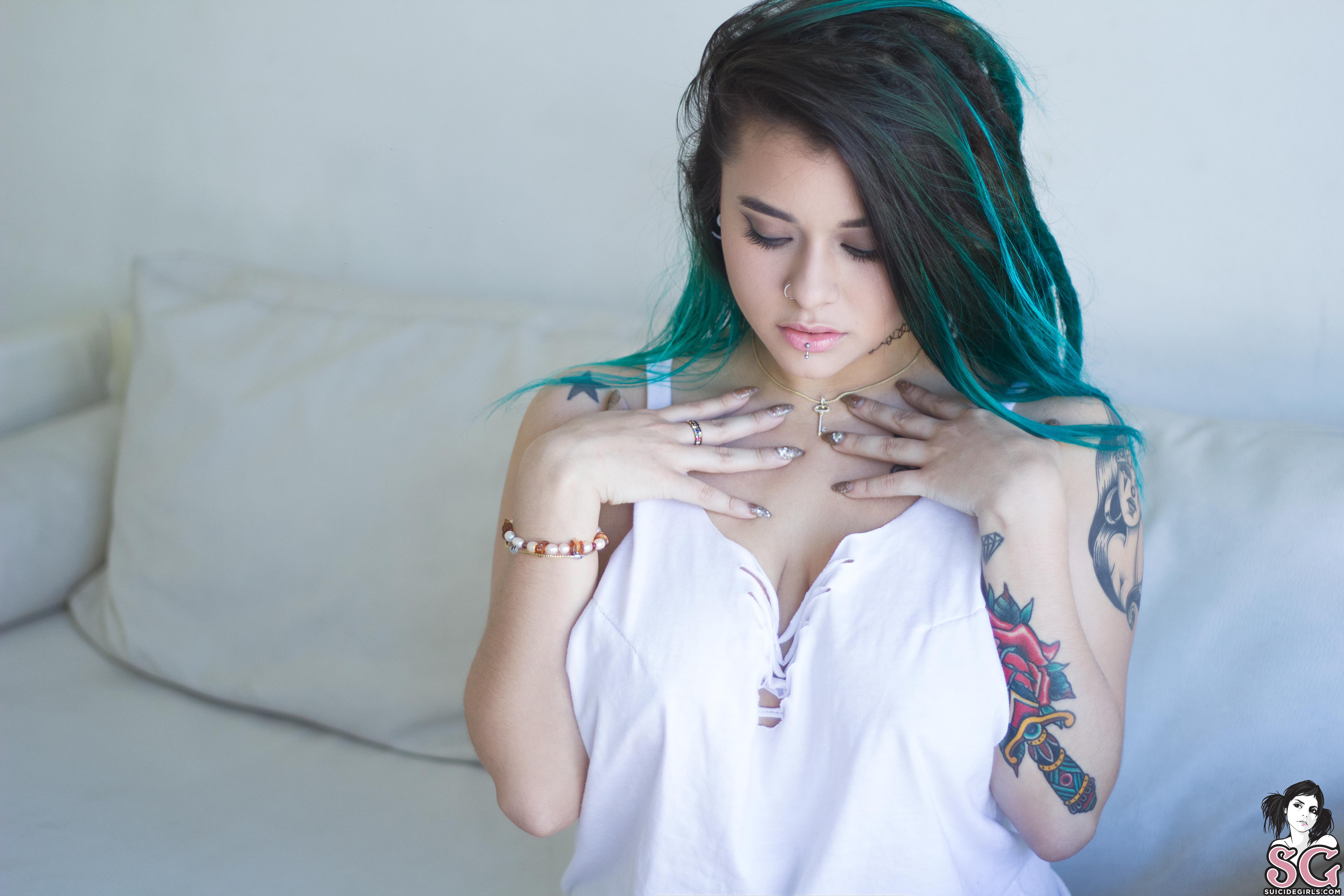 Ivyrose Suicide Girls