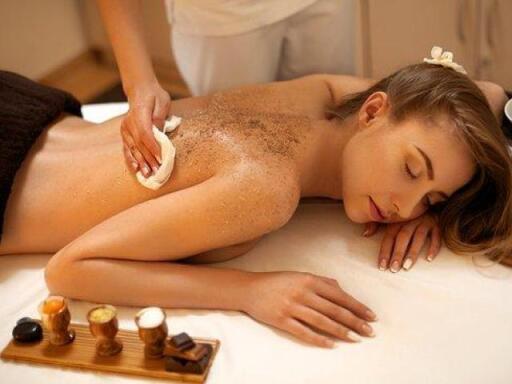 Best Aromatherapy Massage Spa