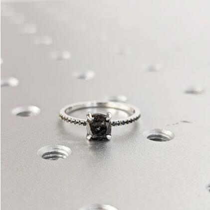 Best Salt-and-Pepper Diamond Engagement Rings of 2023
