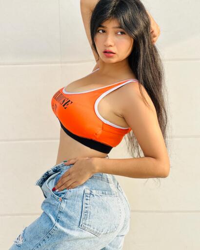 Neha Singh (22)