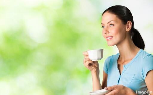 Girl coffee cup smile background 69869 3840x2400