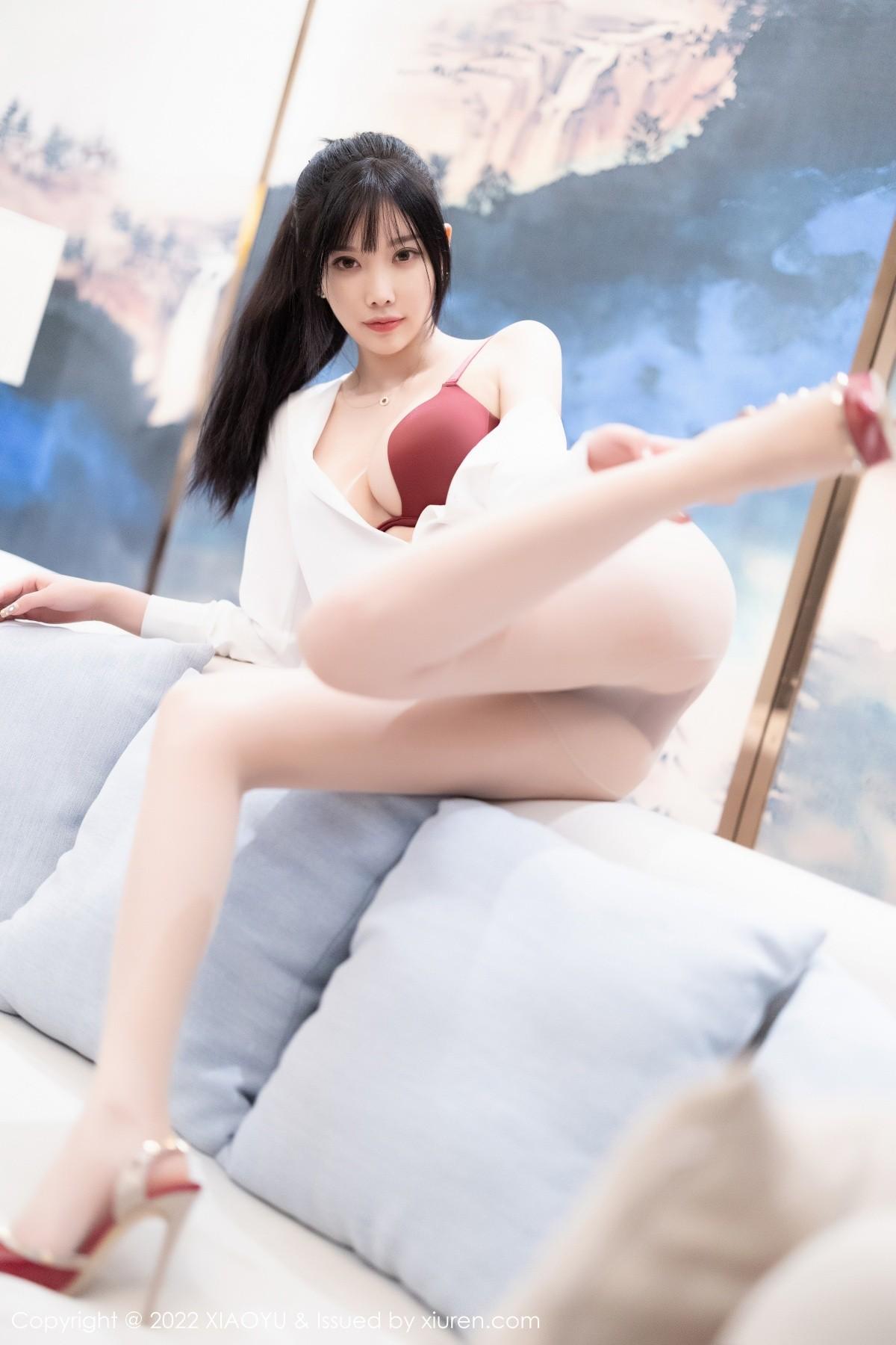 ★頂大美乳女大生主動騎上來YBSG★