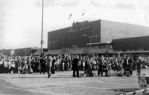JFK speaks at the Northland Shopping Center (1960)