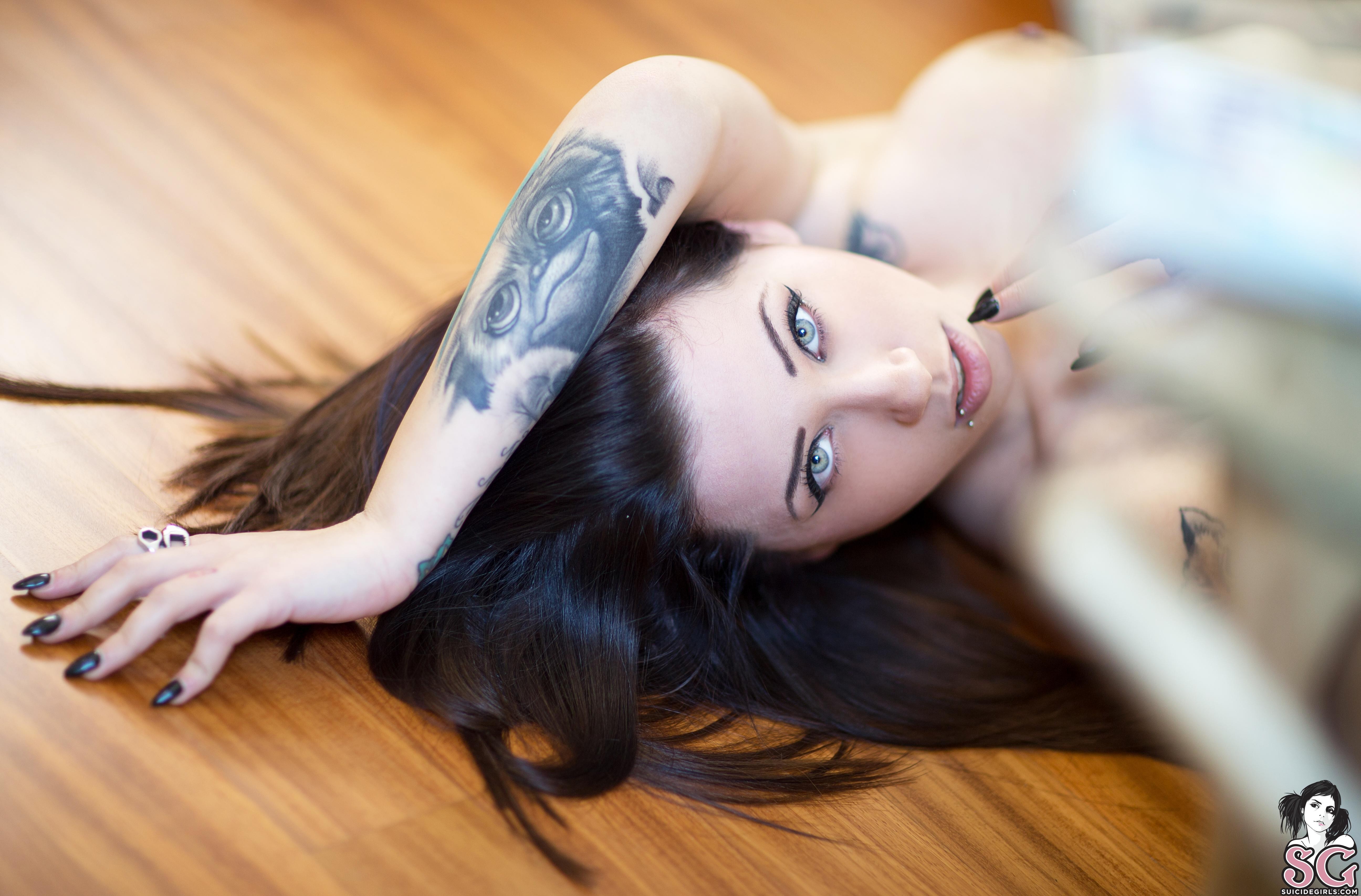 Ivyrose Suicide Girls