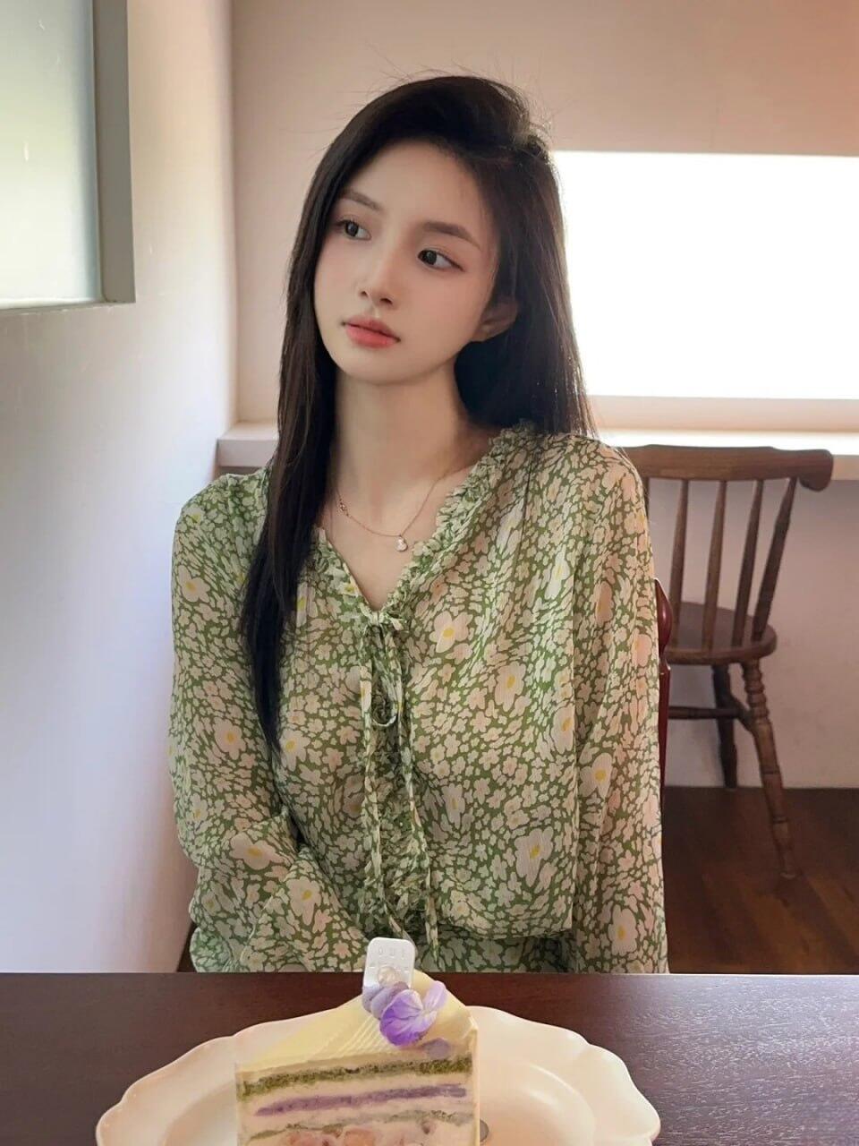 小隻馬各種姿勢難度都好配合 會自衛 挑逗 會配合情趣衣服調情喔 喜歡騷氣十足 可以及時預約