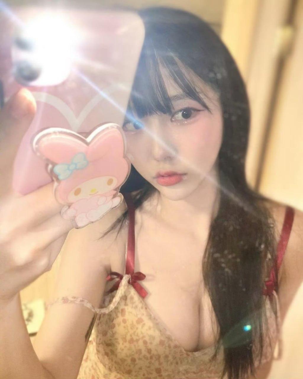 正妹兼職寫真
