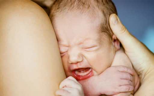 Signs a baby isn't getting enough milk